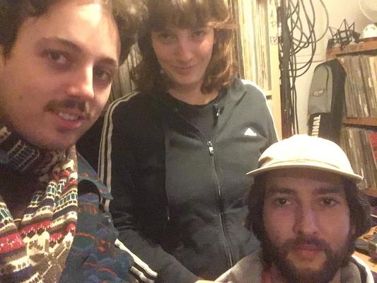Quintin Copper, DJ Ines und Dowakee auf einem Selfie